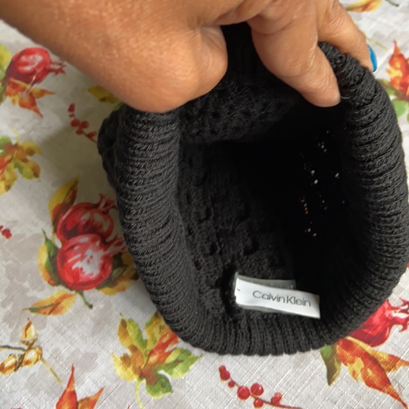 Brand new Black Calvin Klein Hat - Picture 2 of 4